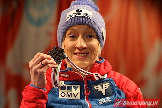 078 Daniela Iraschko-Stolz
